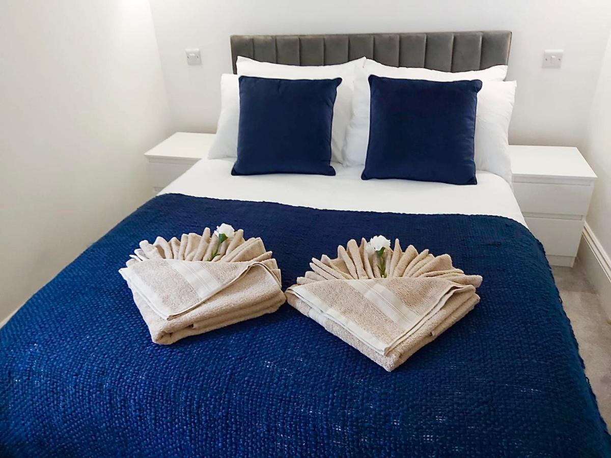 Fidelity Stays Beach Themed Apartment Brighton ภายนอก รูปภาพ